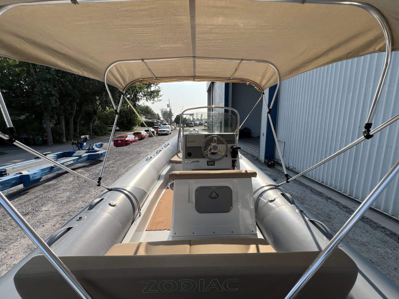 2018 Zodiac Medline 580