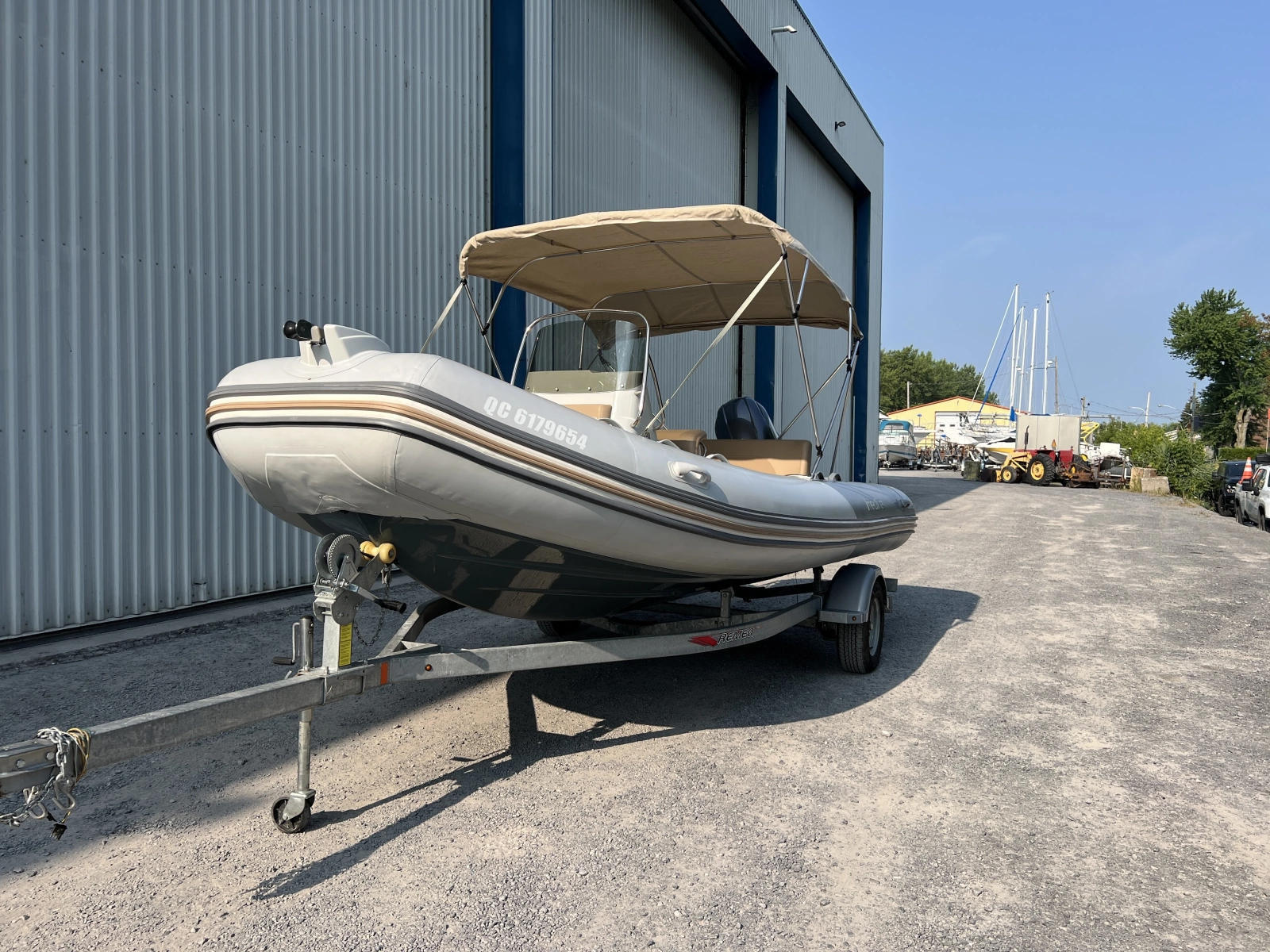 2018 Zodiac Medline 580