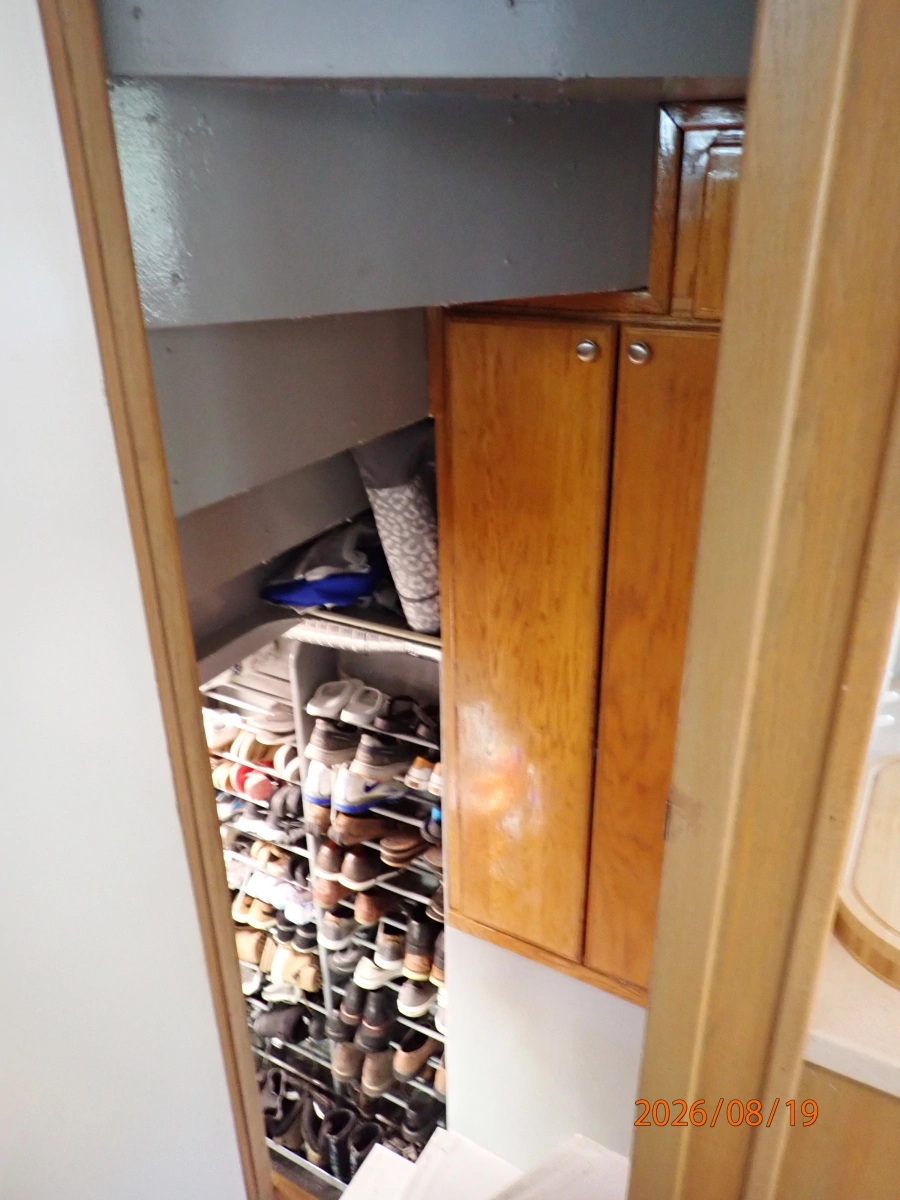 Steel Magnolia engine-utility rooms access