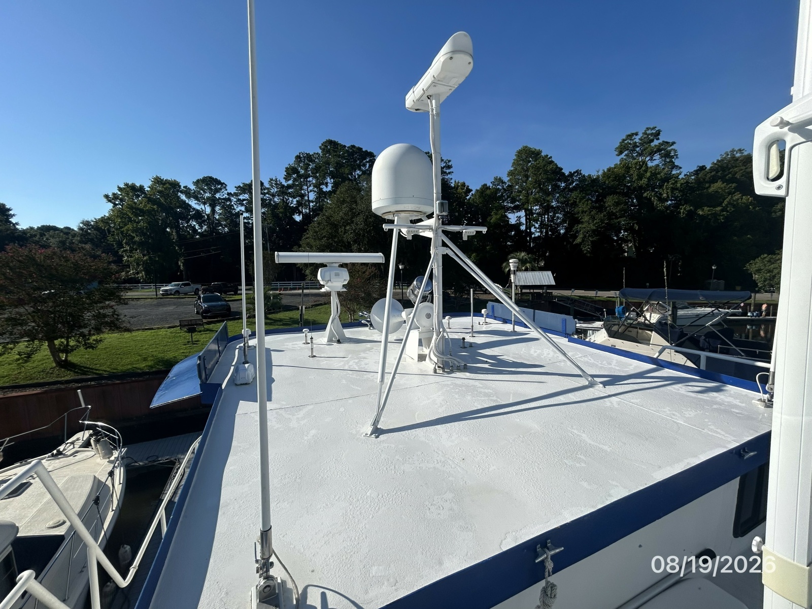Steel Magnolia pilothouse cabin top