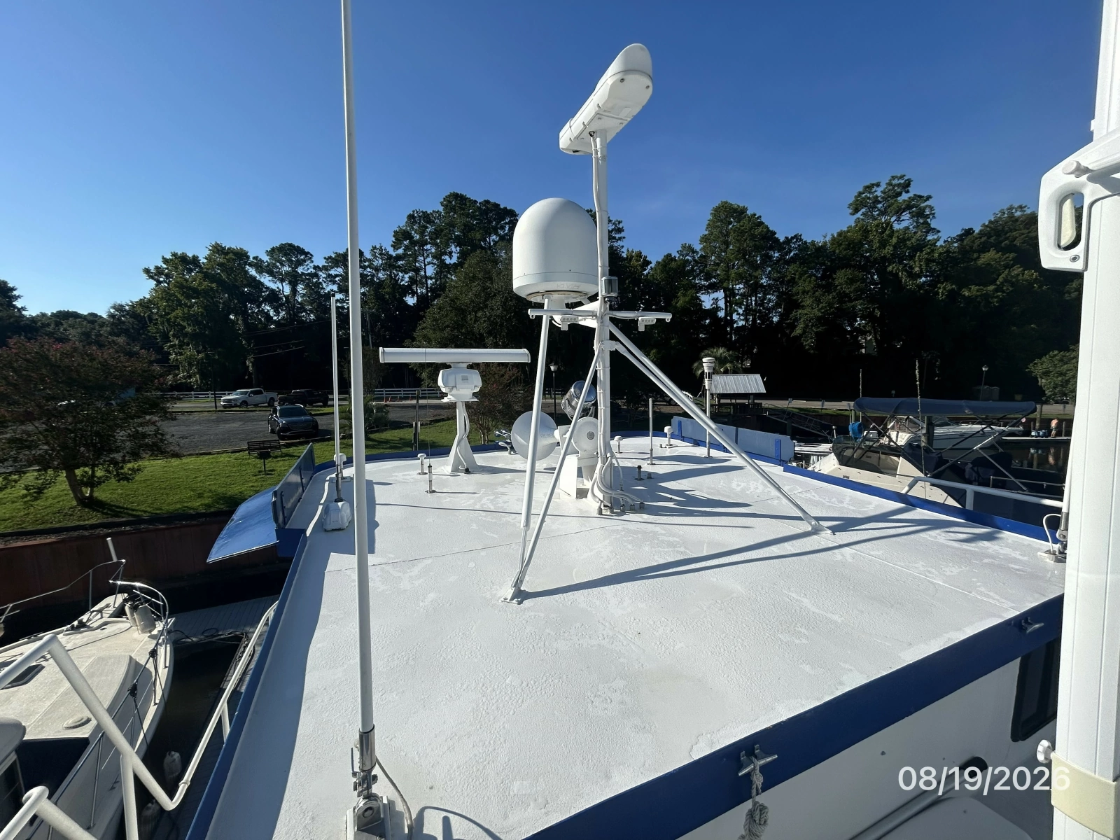 Steel Magnolia pilothouse cabin top