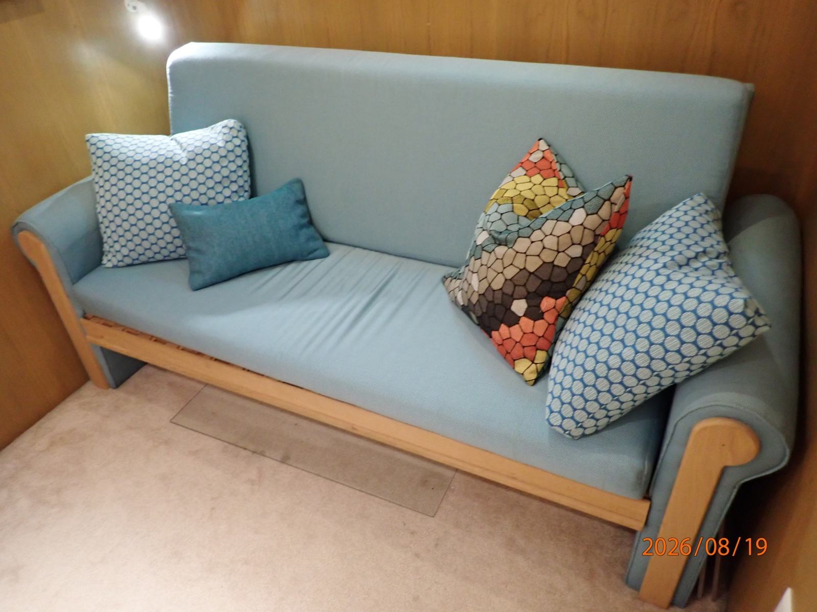 Steel Magnolia office sleeper sofa