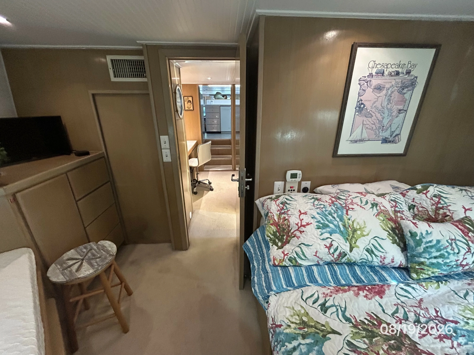 Steel Magnolia guest stateroom aft