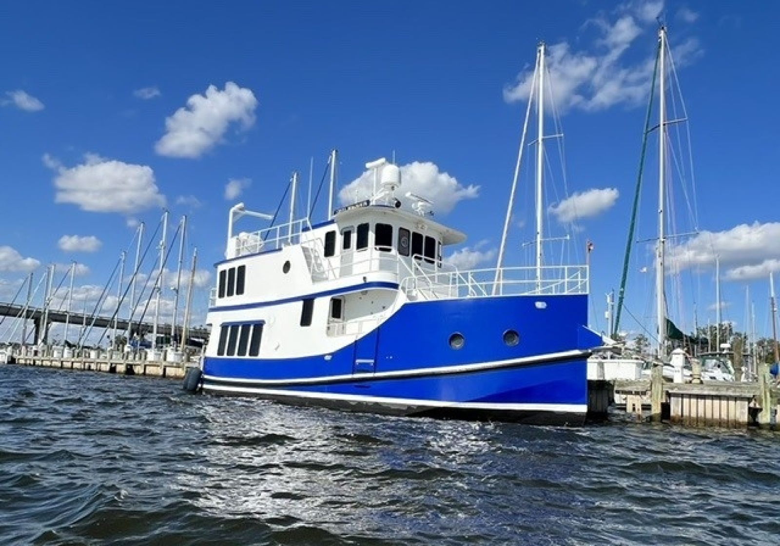 Steel Magnolia starboard forward profile1