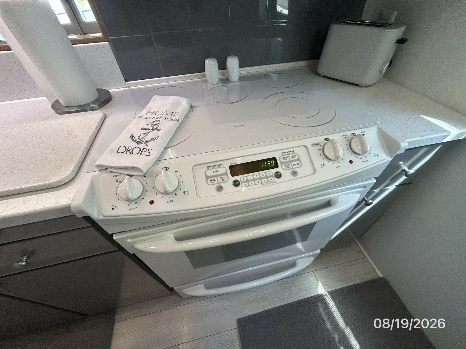 Steel Magnolia galley cooktop-oven