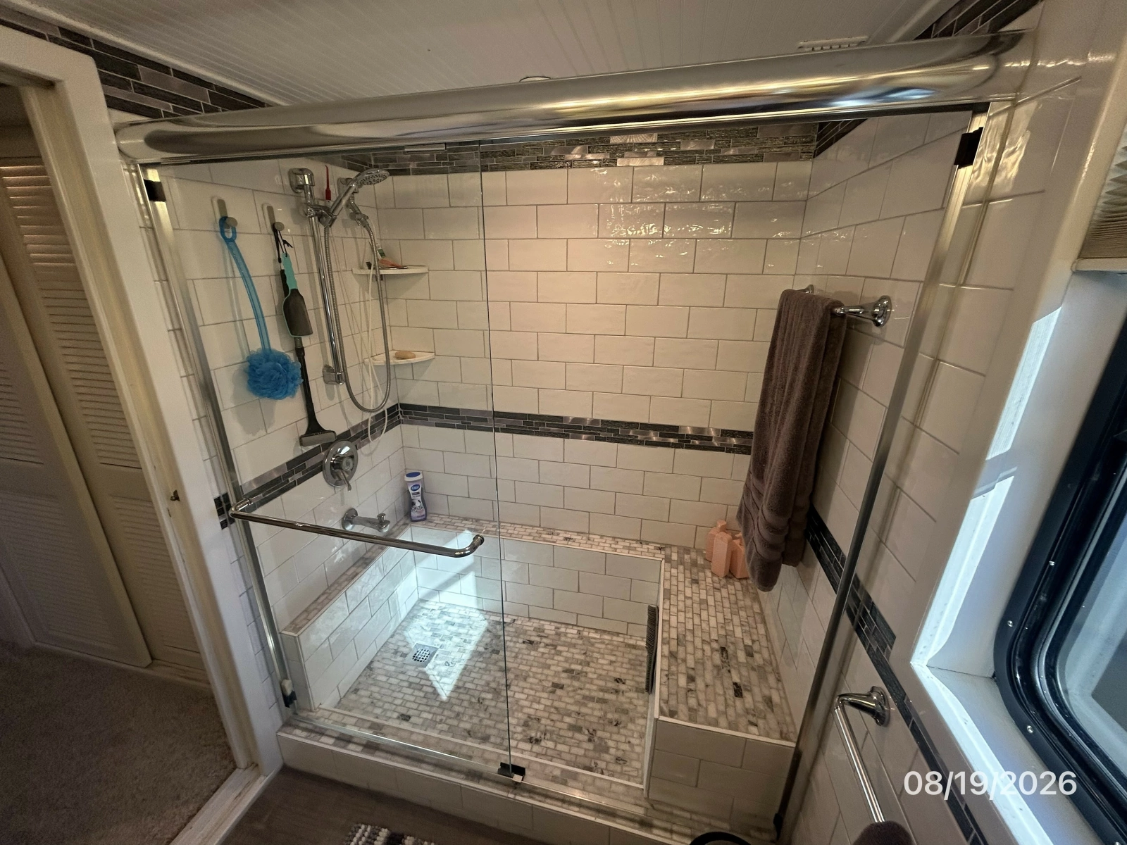 Steel Magnolia master stateroom shower