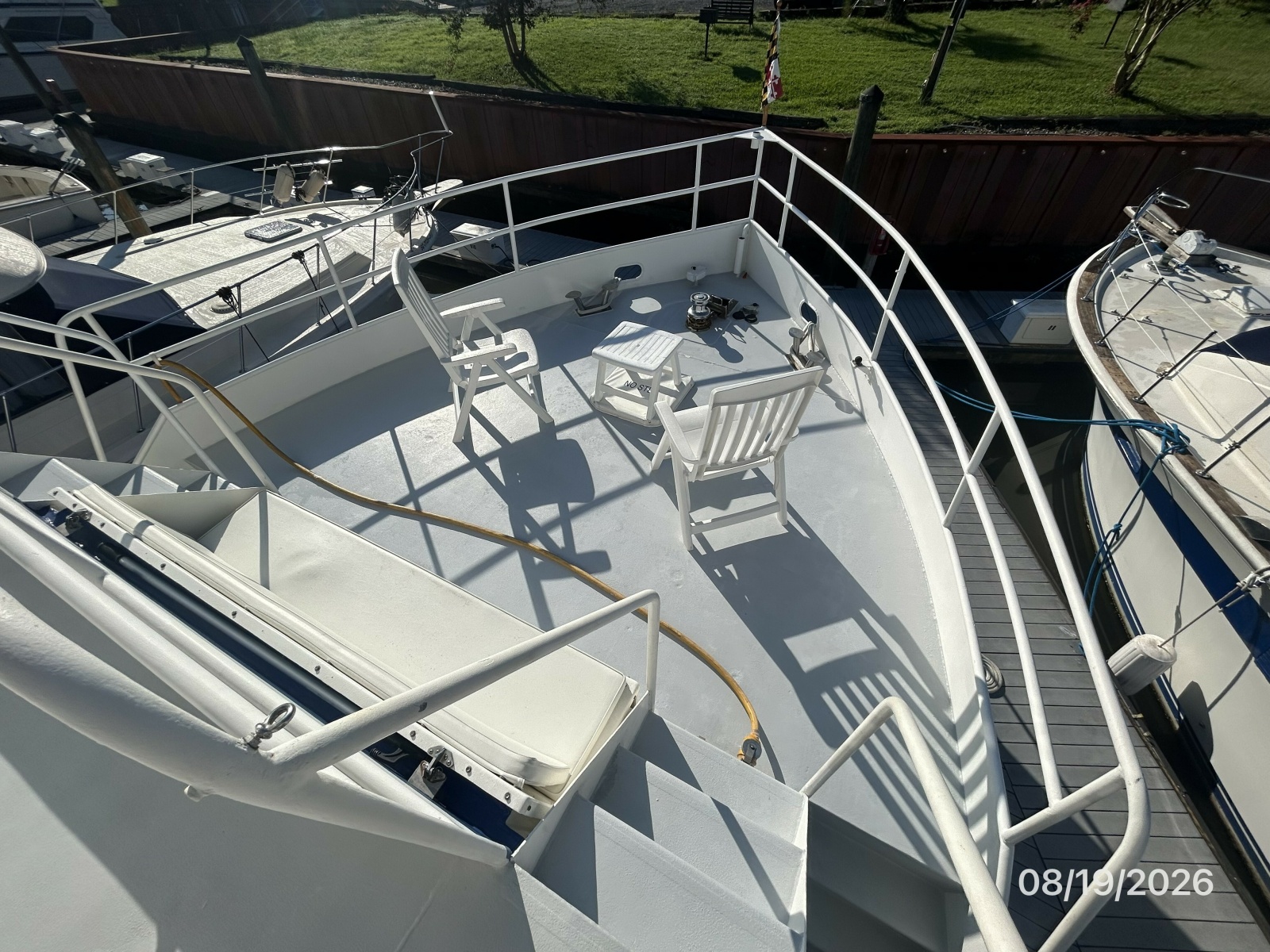 Steel Magnolia foredeck2