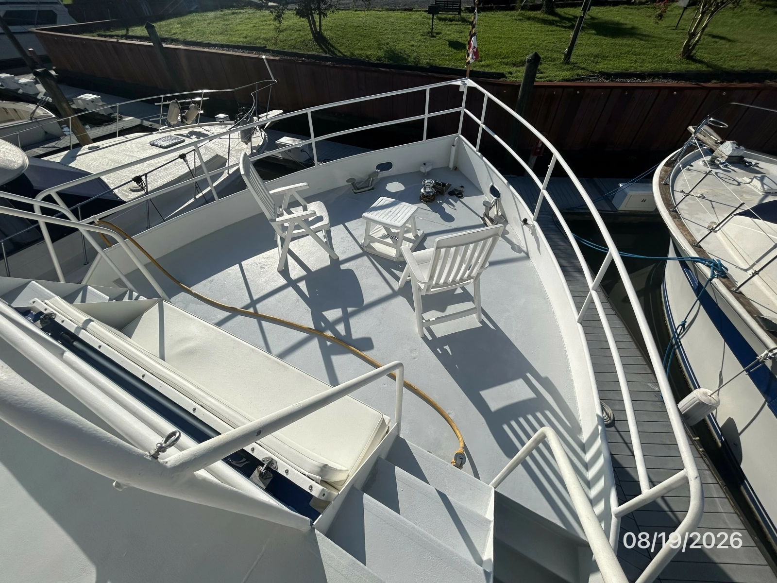 Steel Magnolia foredeck2