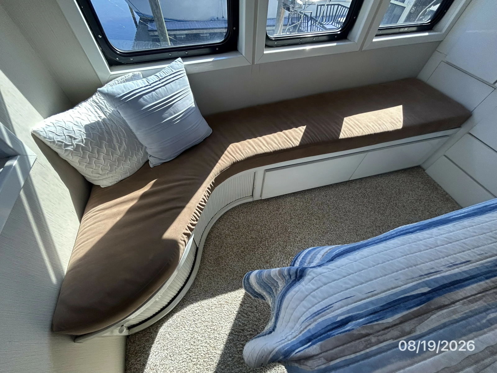 Steel Magnolia master stateroom port seating