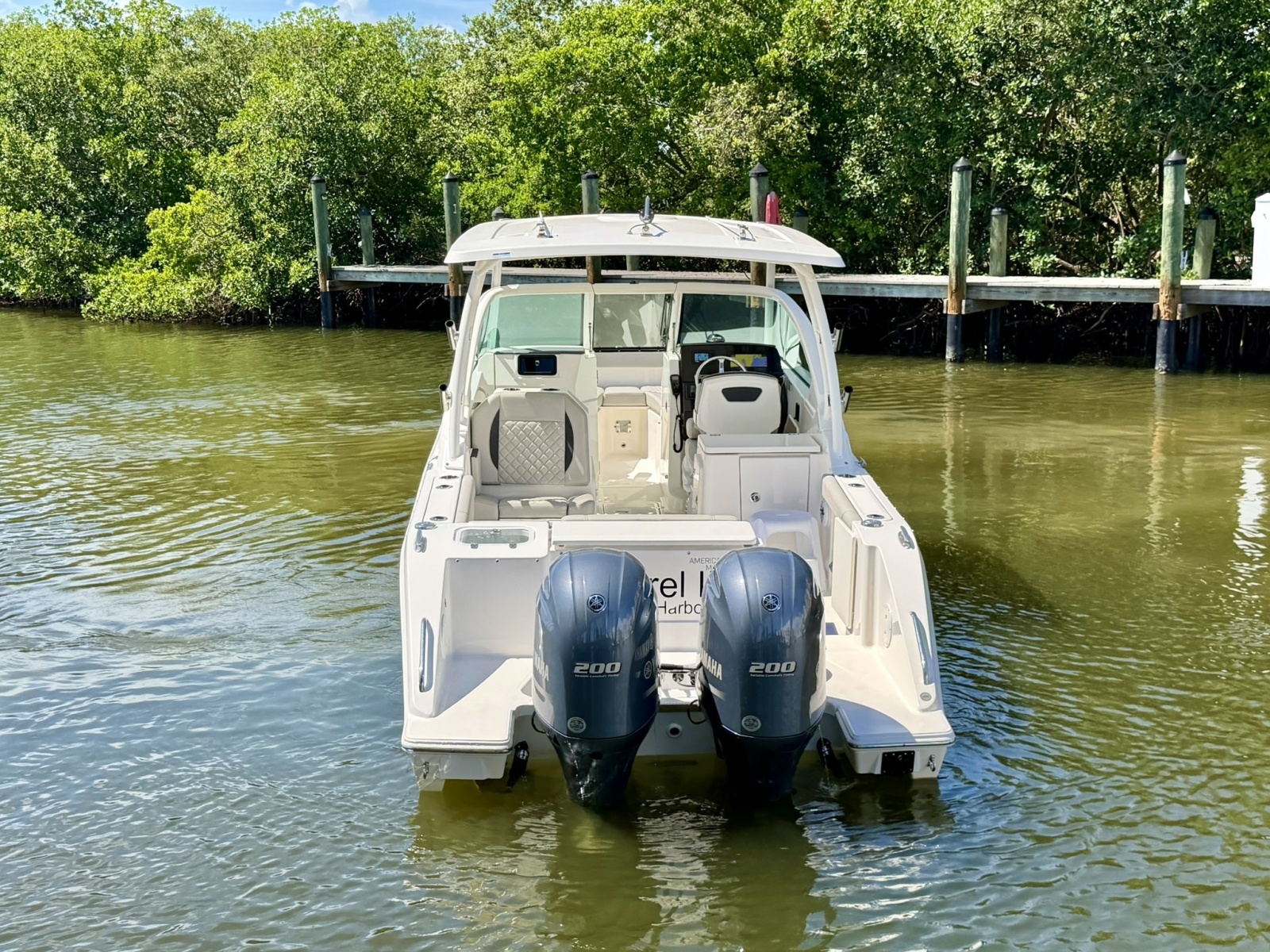 2022 Pursuit DC 266 Dual Console