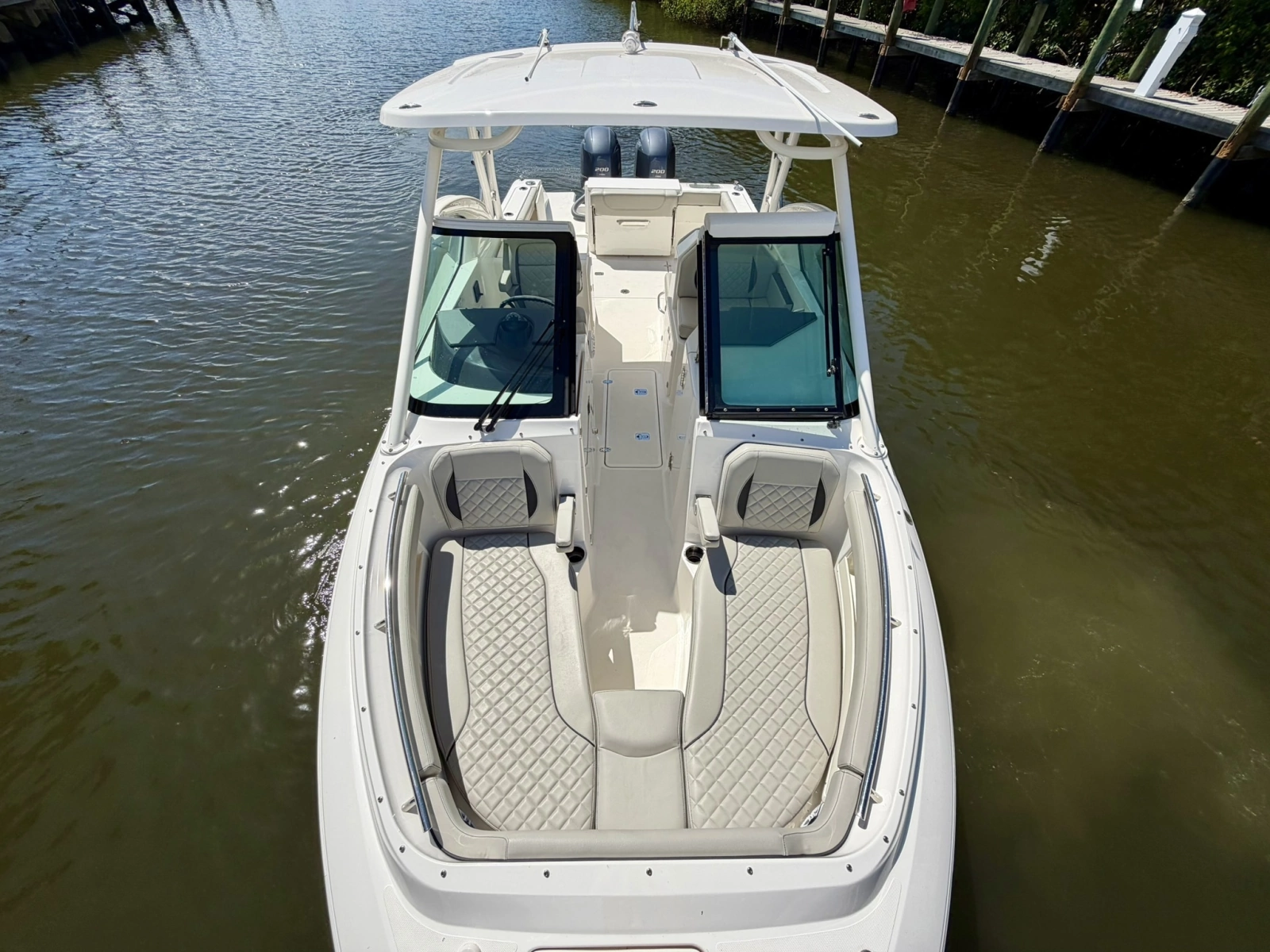2022 Pursuit DC 266 Dual Console