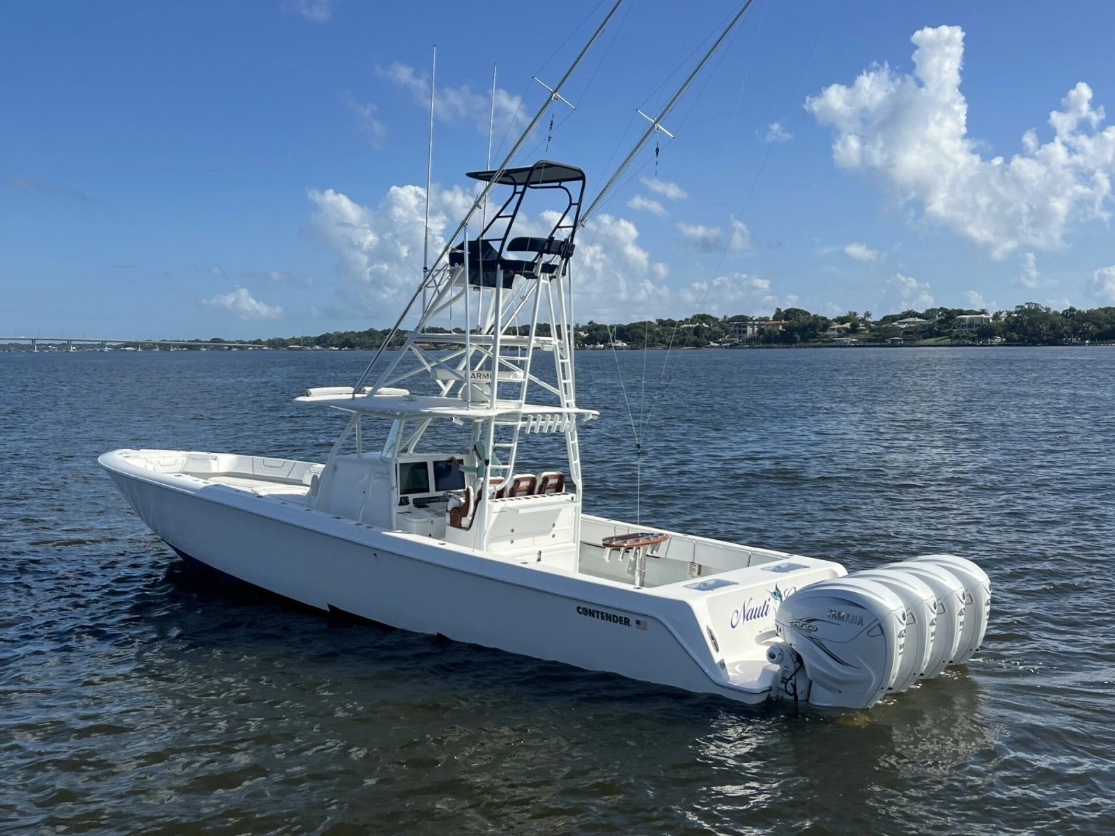 Contender 44 NAUTI GIRL - Exterior