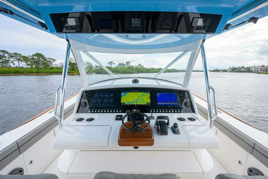 Helm Station Electronics 