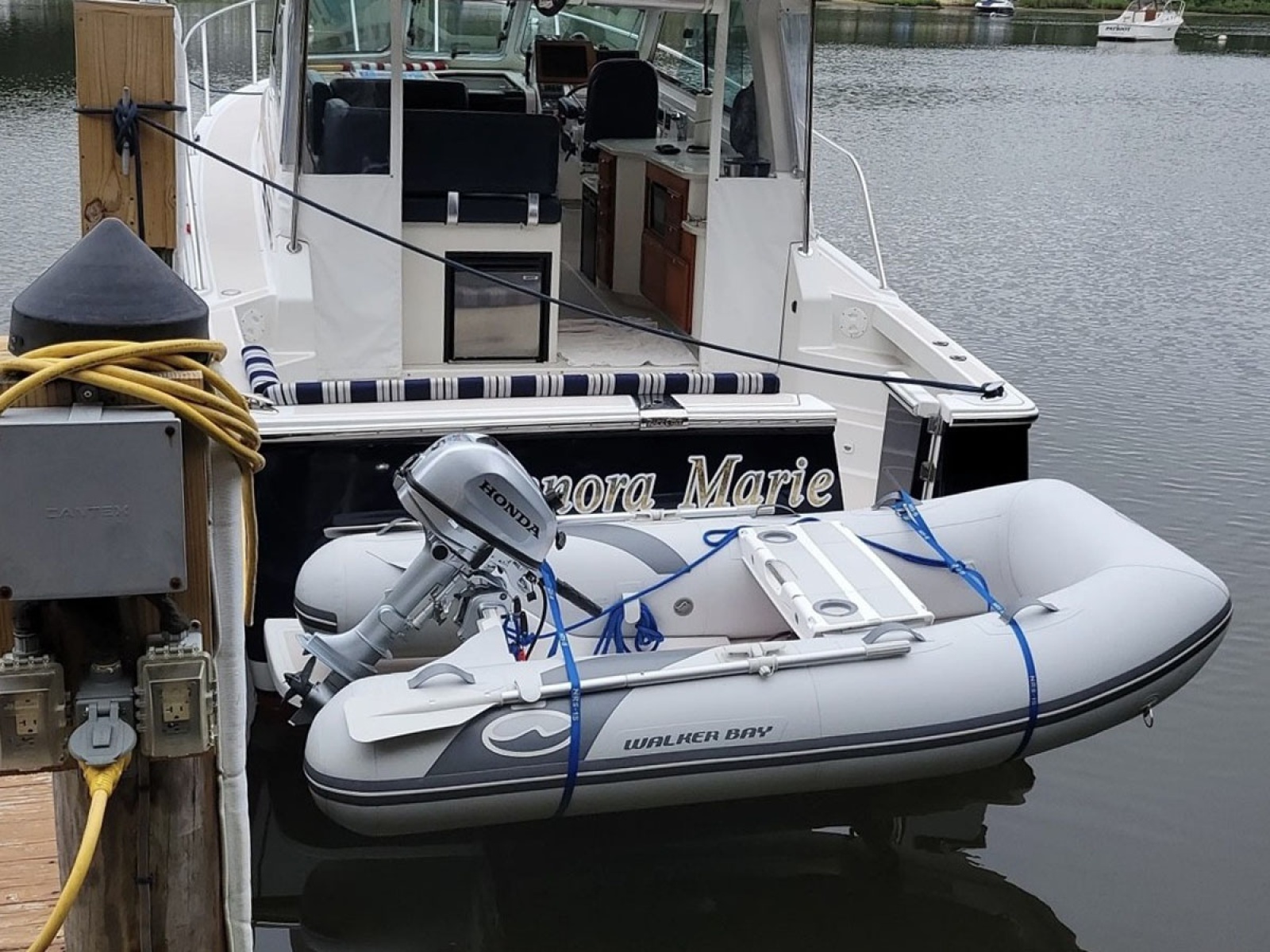 Tender to Cockpit