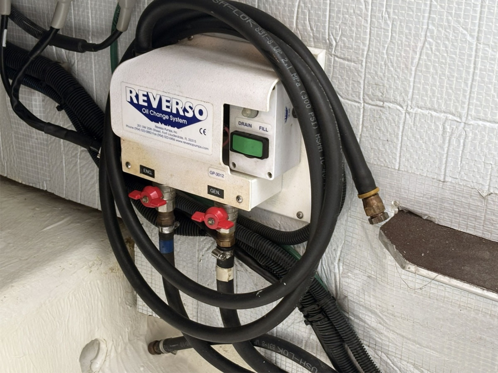 Reverso Oil Pump