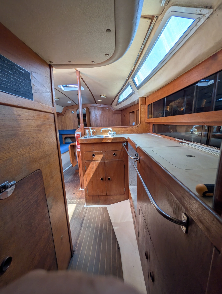 1984 Moody 34