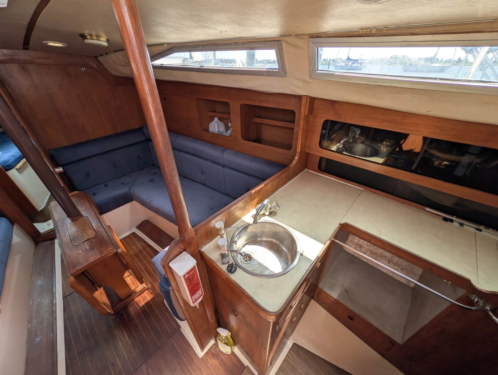 1984 Moody 34