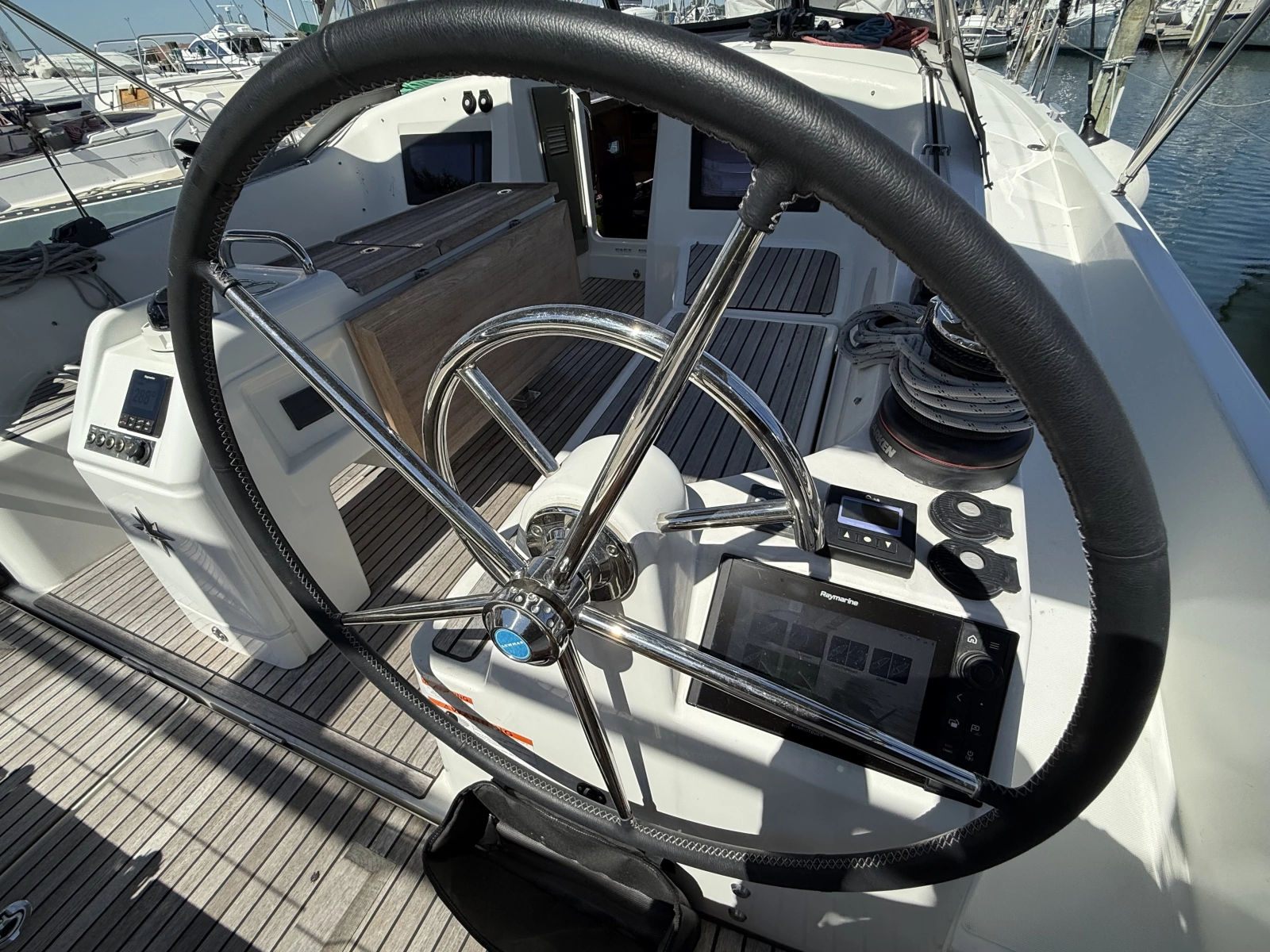 2023 Jeanneau 