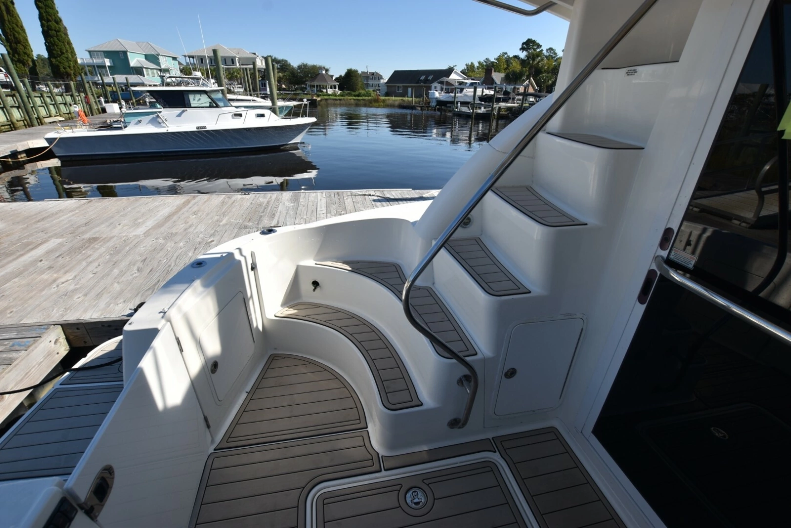 2007 Sea Ray 36 Sedan Bridge
