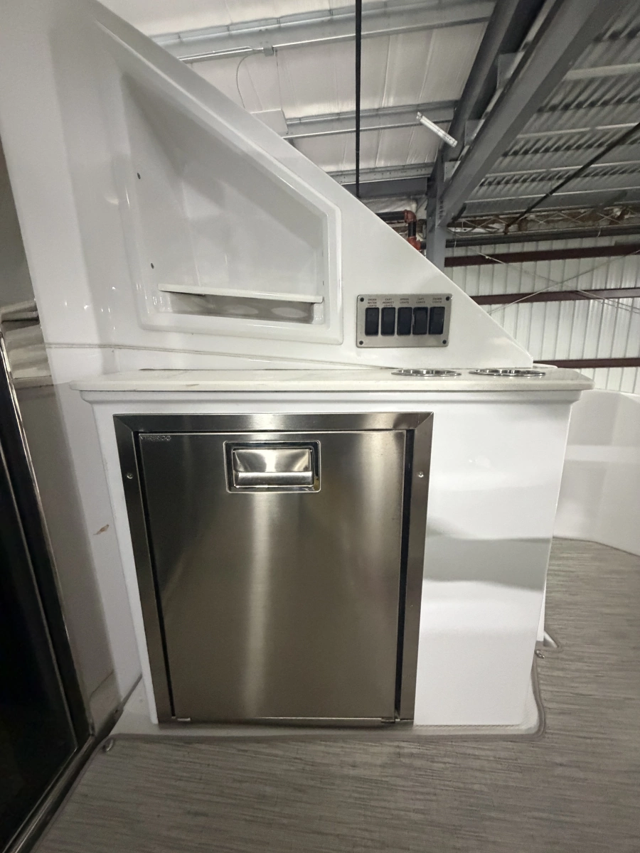 2022 Cruisers 50 Cantius
