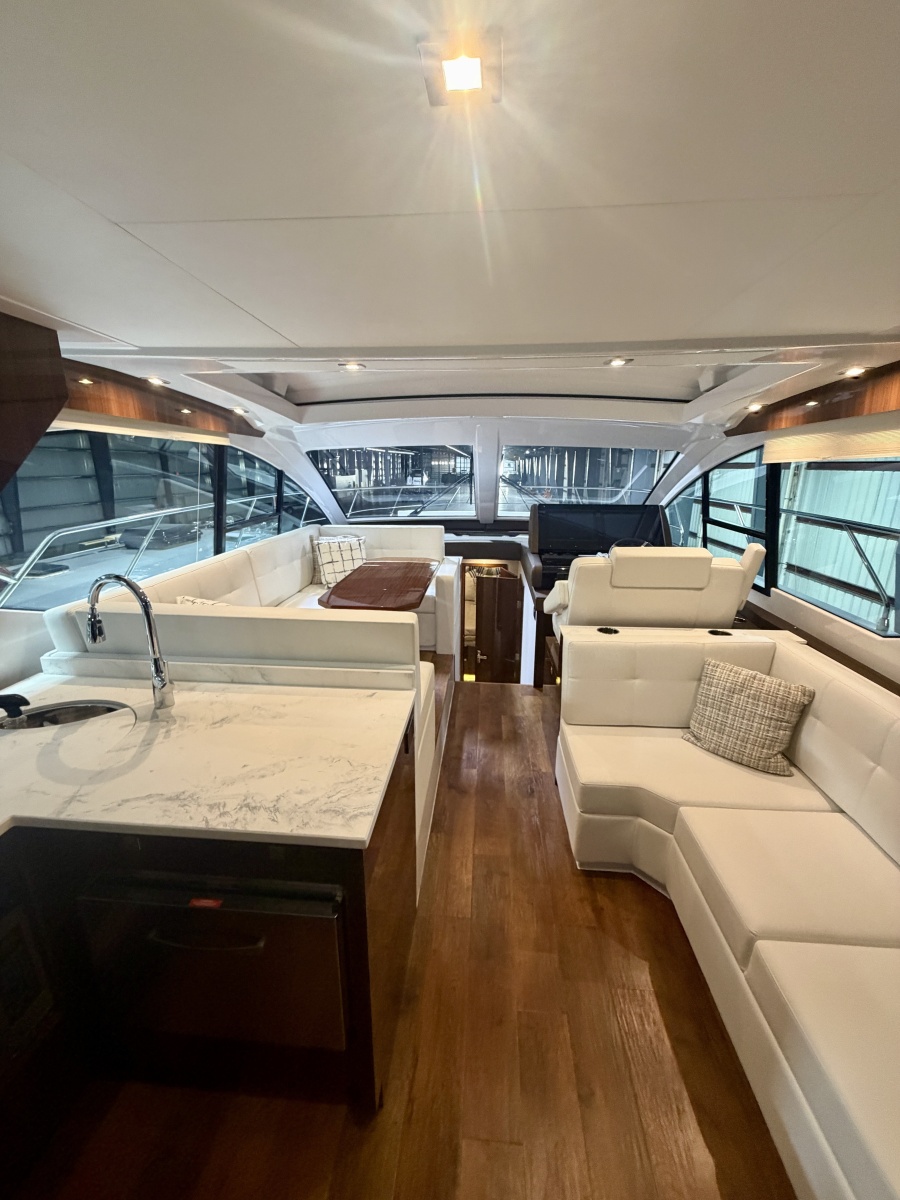 2022 Cruisers 50 Cantius