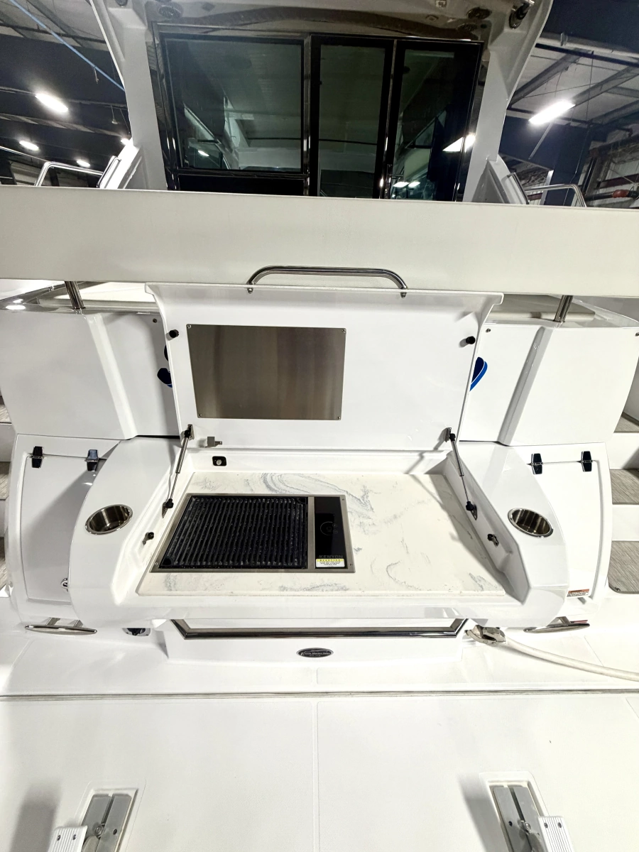 2022 Cruisers 50 Cantius