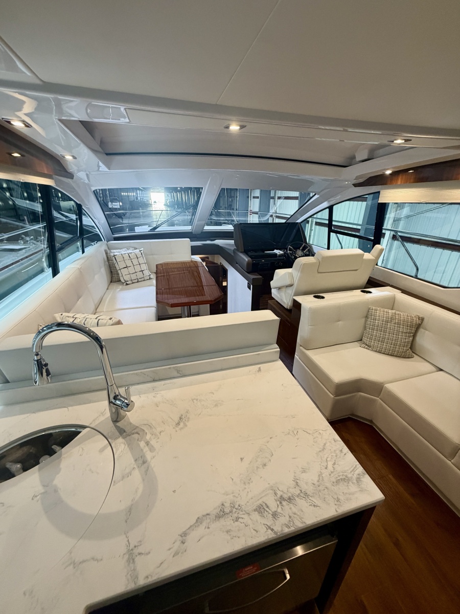 2022 Cruisers 50 Cantius