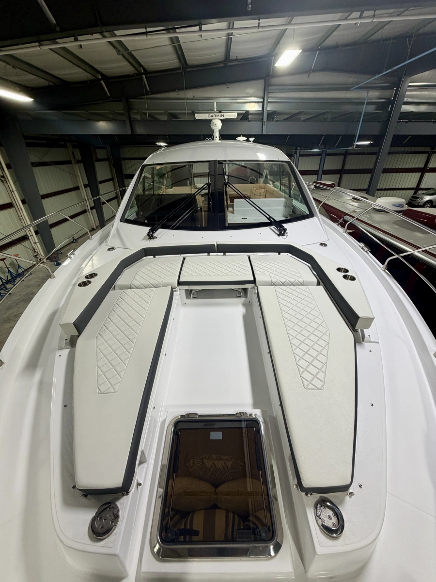 2022 Cruisers 50 Cantius