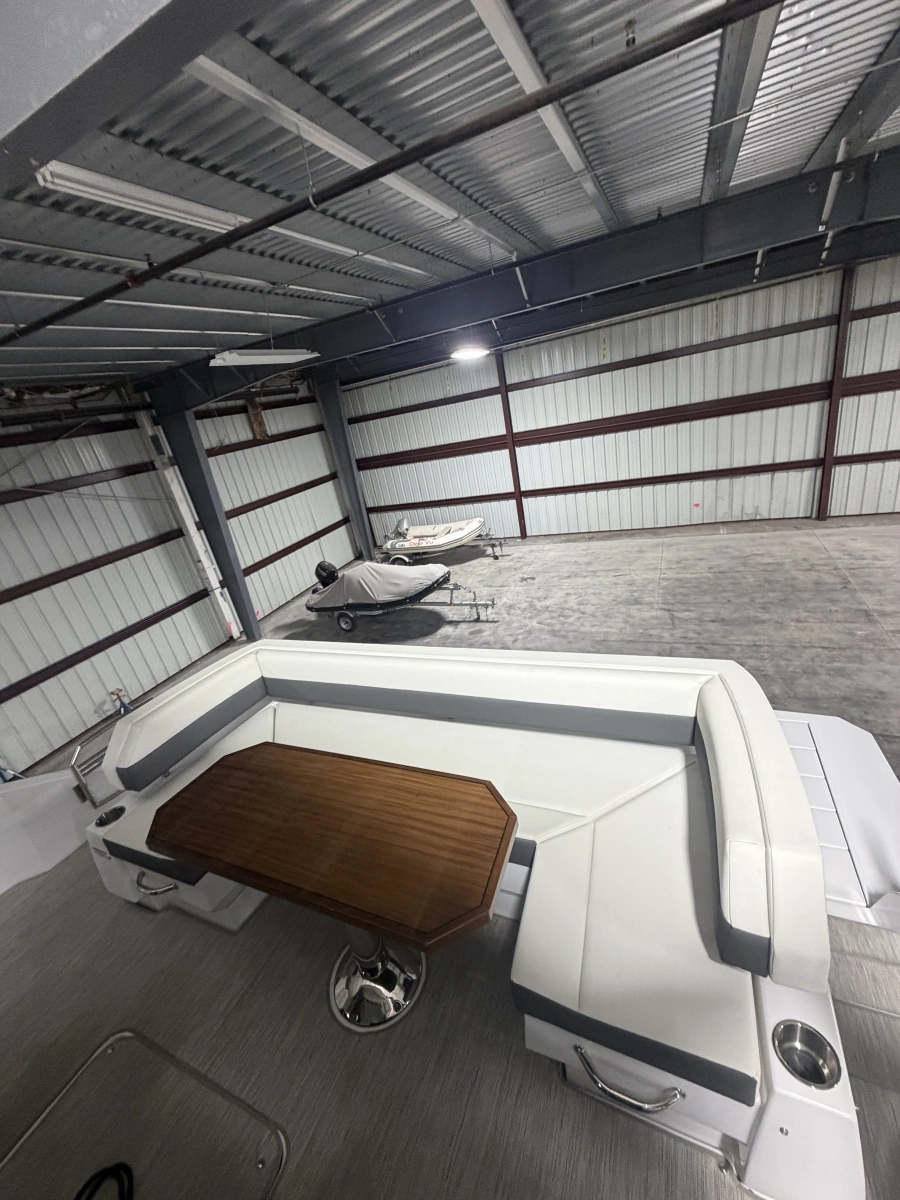 2022 Cruisers 50 Cantius