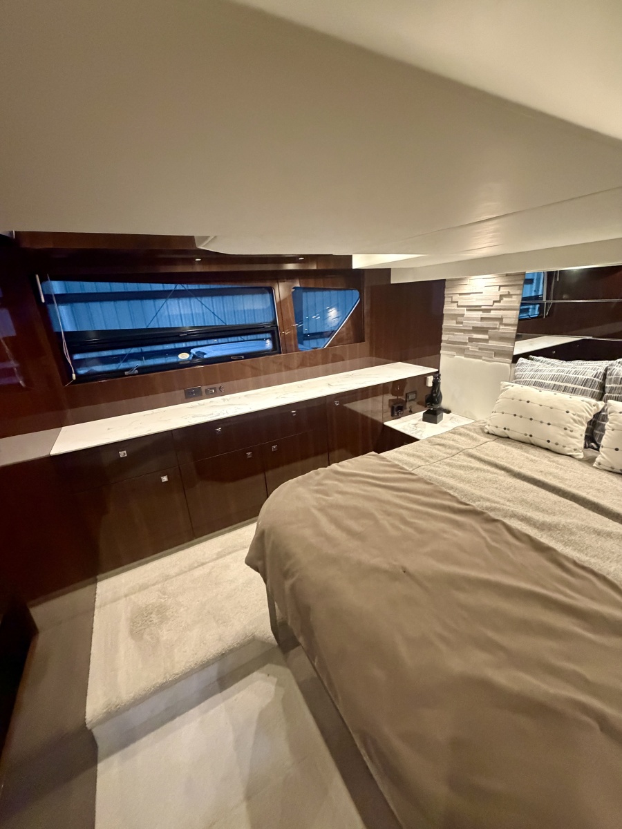 2022 Cruisers 50 Cantius