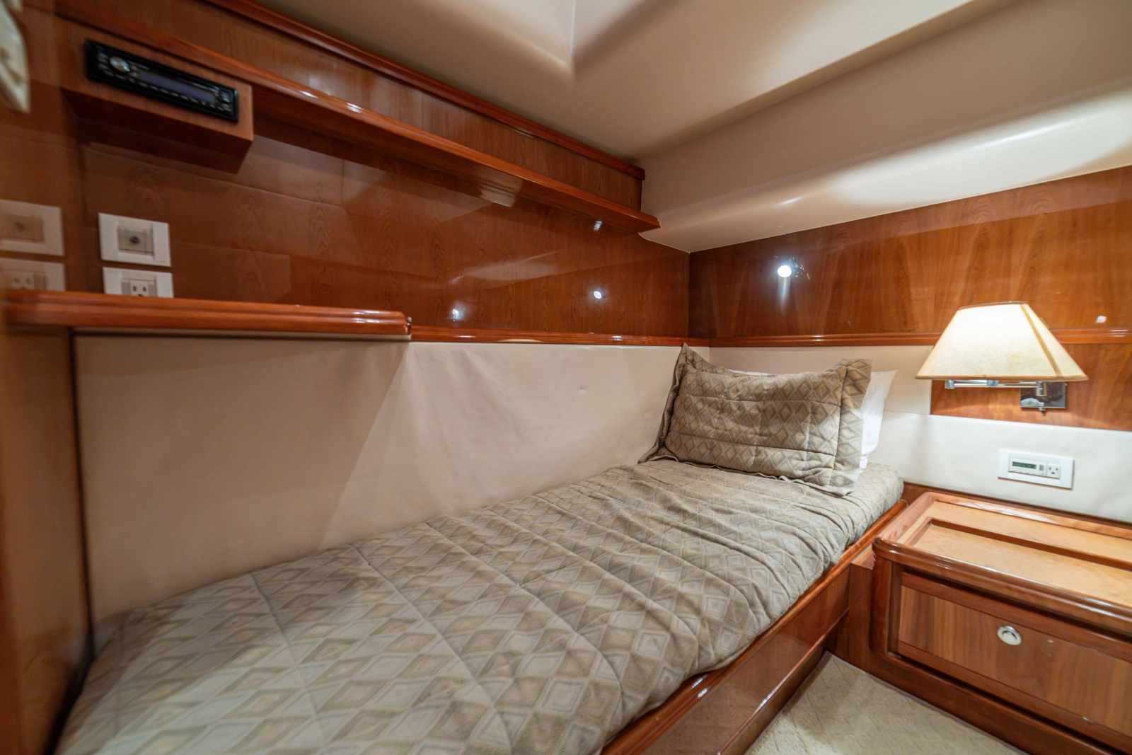 2003 Bertram 570 Convertible