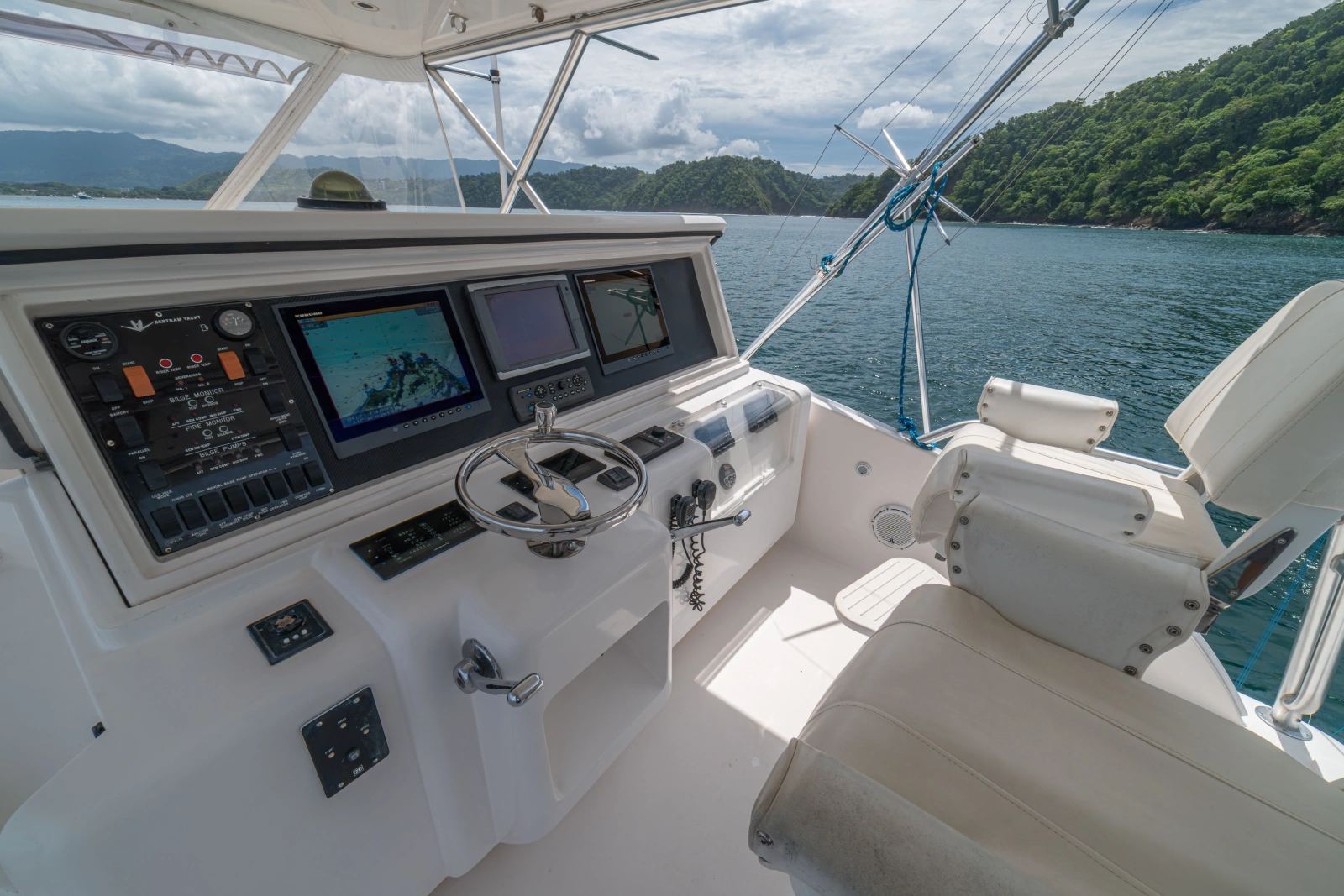 2003 Bertram 570 Convertible