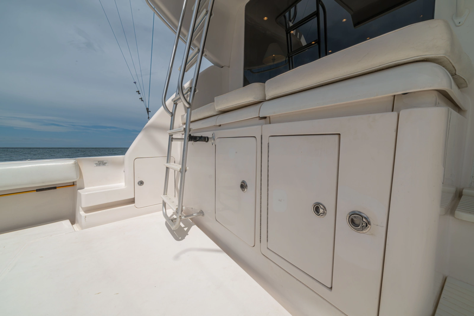 2003 Bertram 570 Convertible