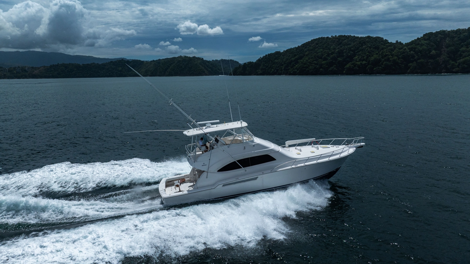 2003 Bertram 570 Convertible