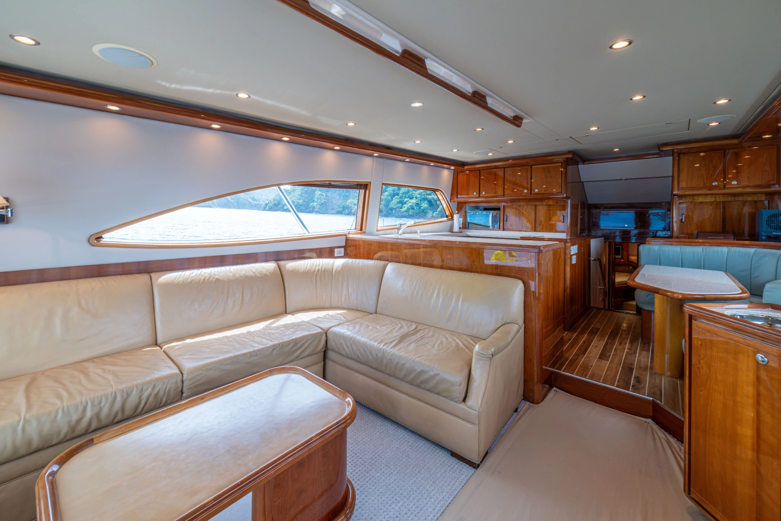2003 Bertram 570 Convertible