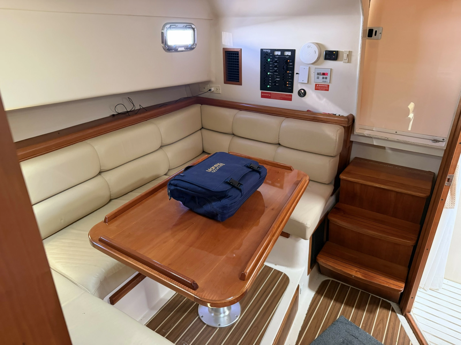 2006 Mainship Pilot 34