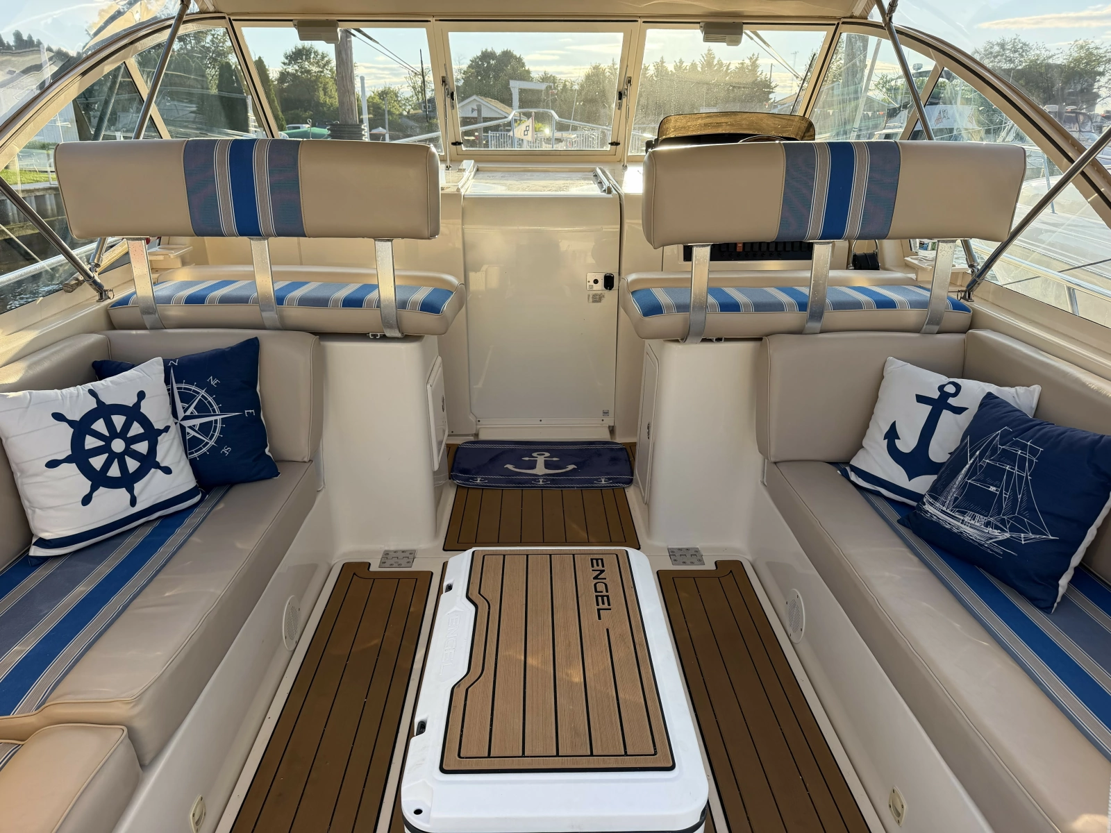 2006 Mainship Pilot 34