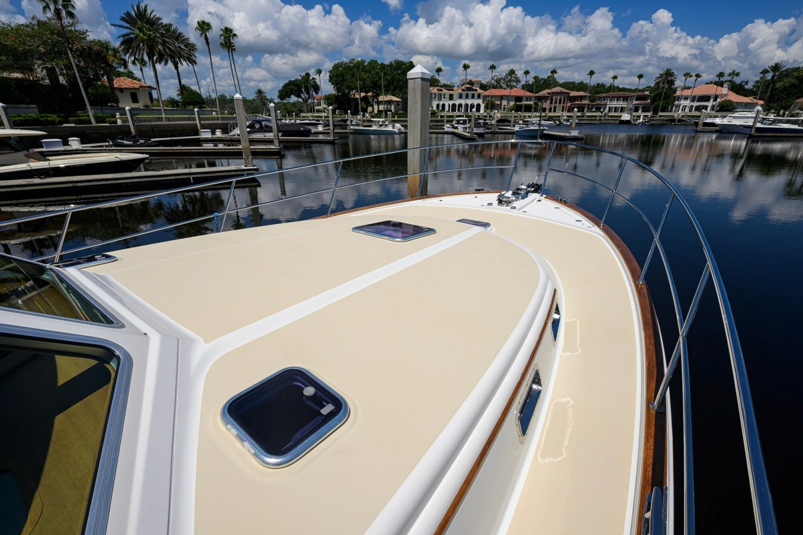 2018 Sabre 45 Salon Express