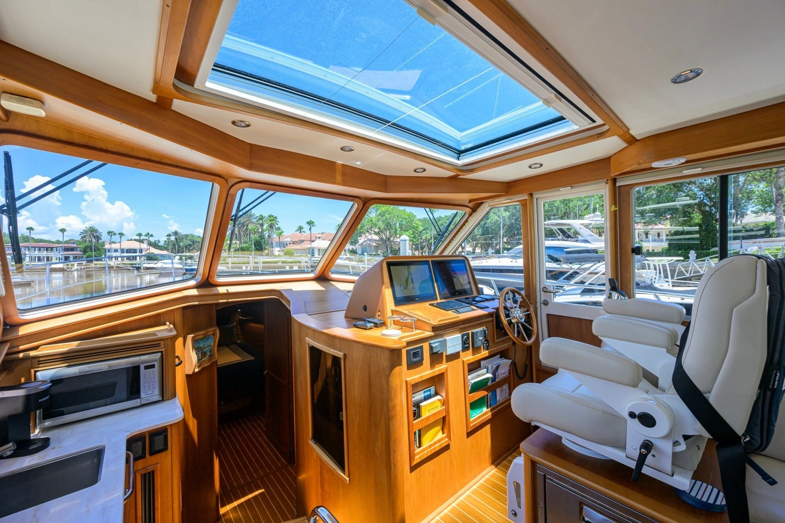 2018 Sabre 45 Salon Express