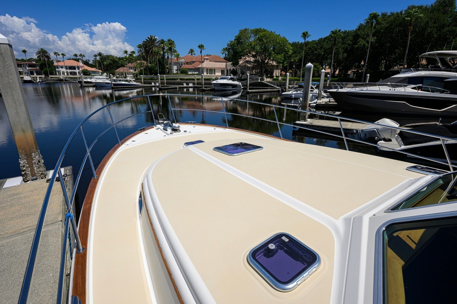 2018 Sabre 45 Salon Express
