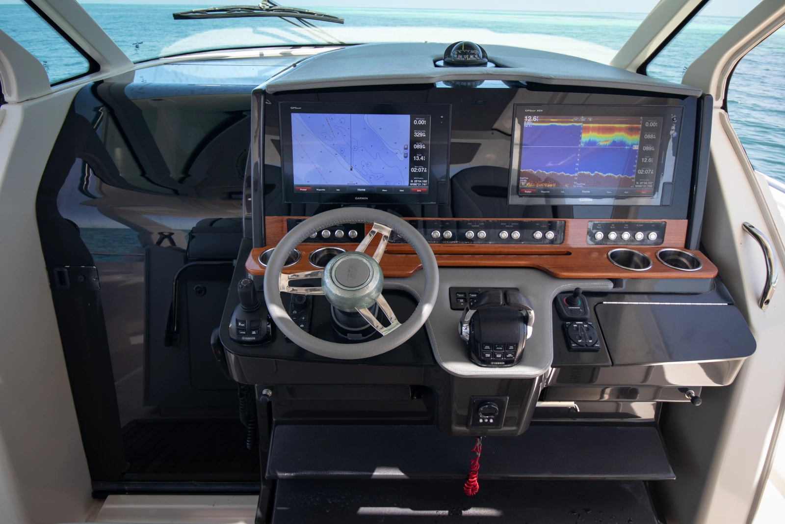 2018 Tiara Yachts 