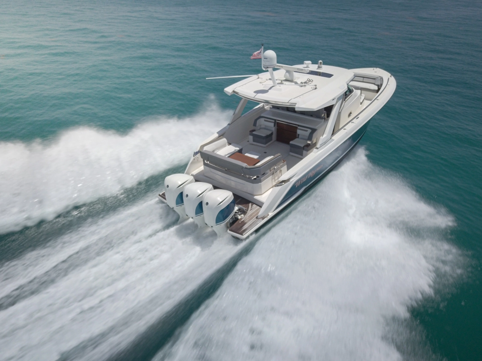2018 Tiara Yachts 