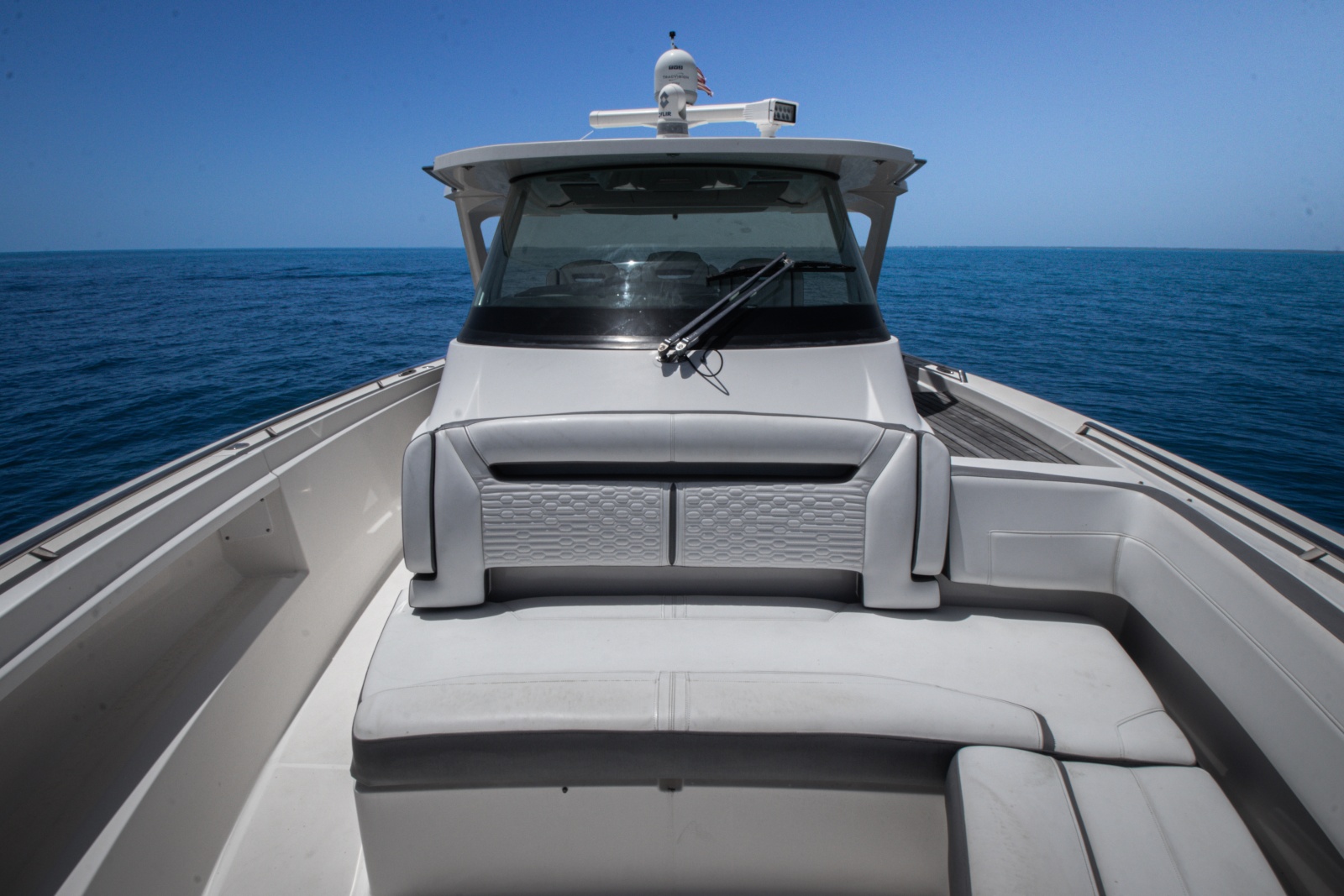 2018 Tiara Yachts 