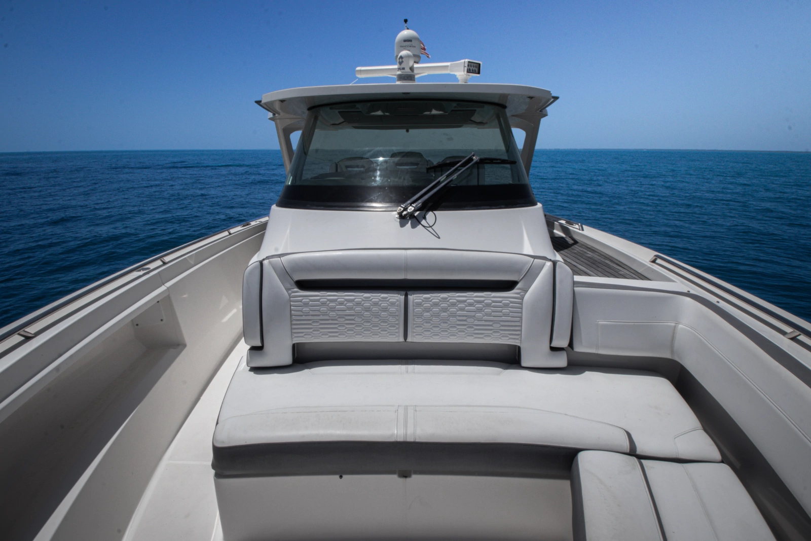 2018 Tiara Yachts 