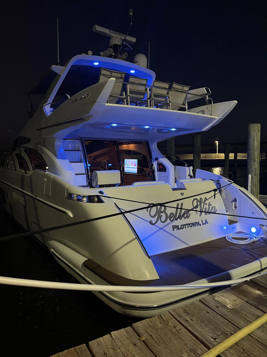 2006 Azimut 55E