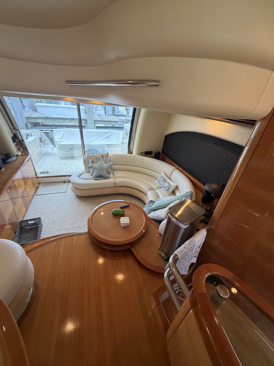 2006 Azimut 55E