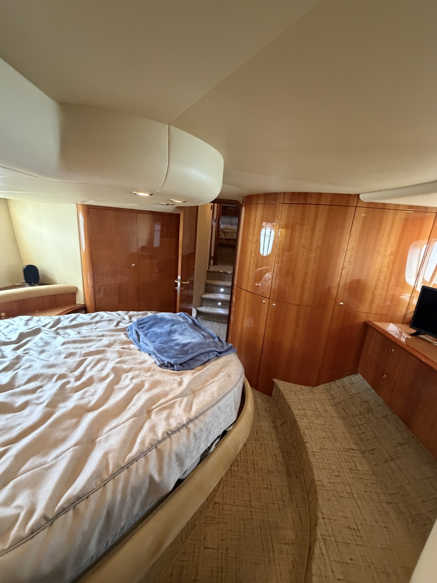 2006 Azimut 55E