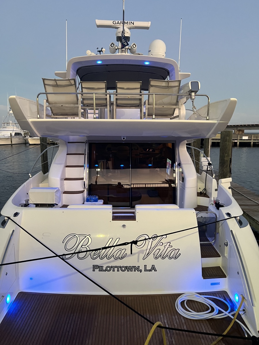 2006 Azimut 55E