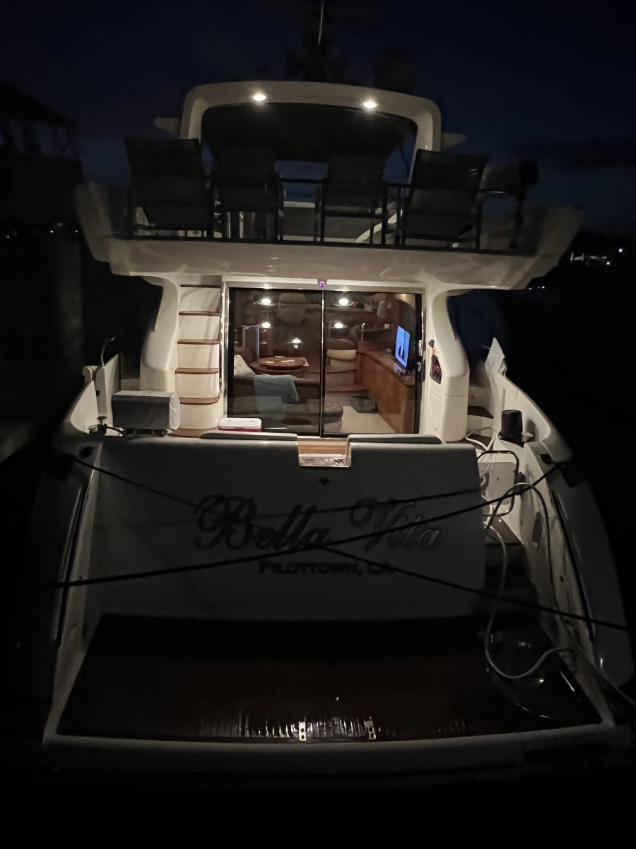 2006 Azimut 55E