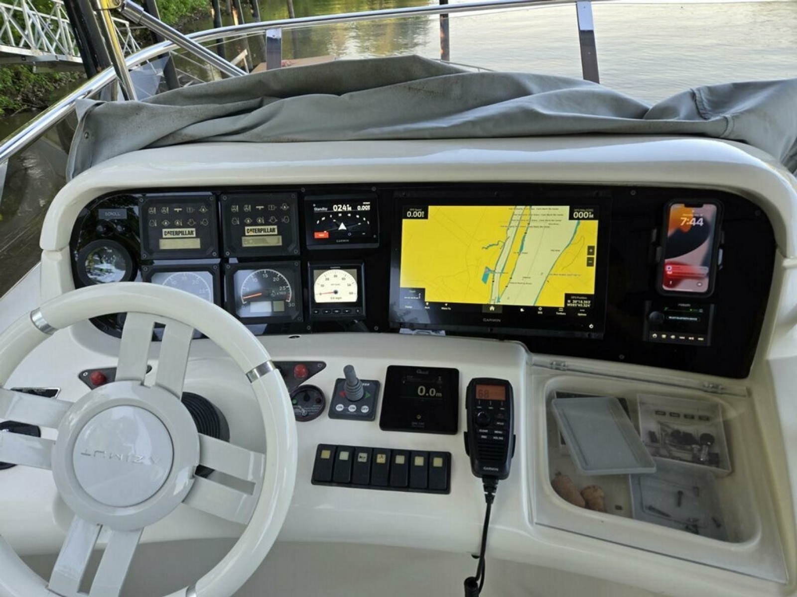 2006 Azimut 55E